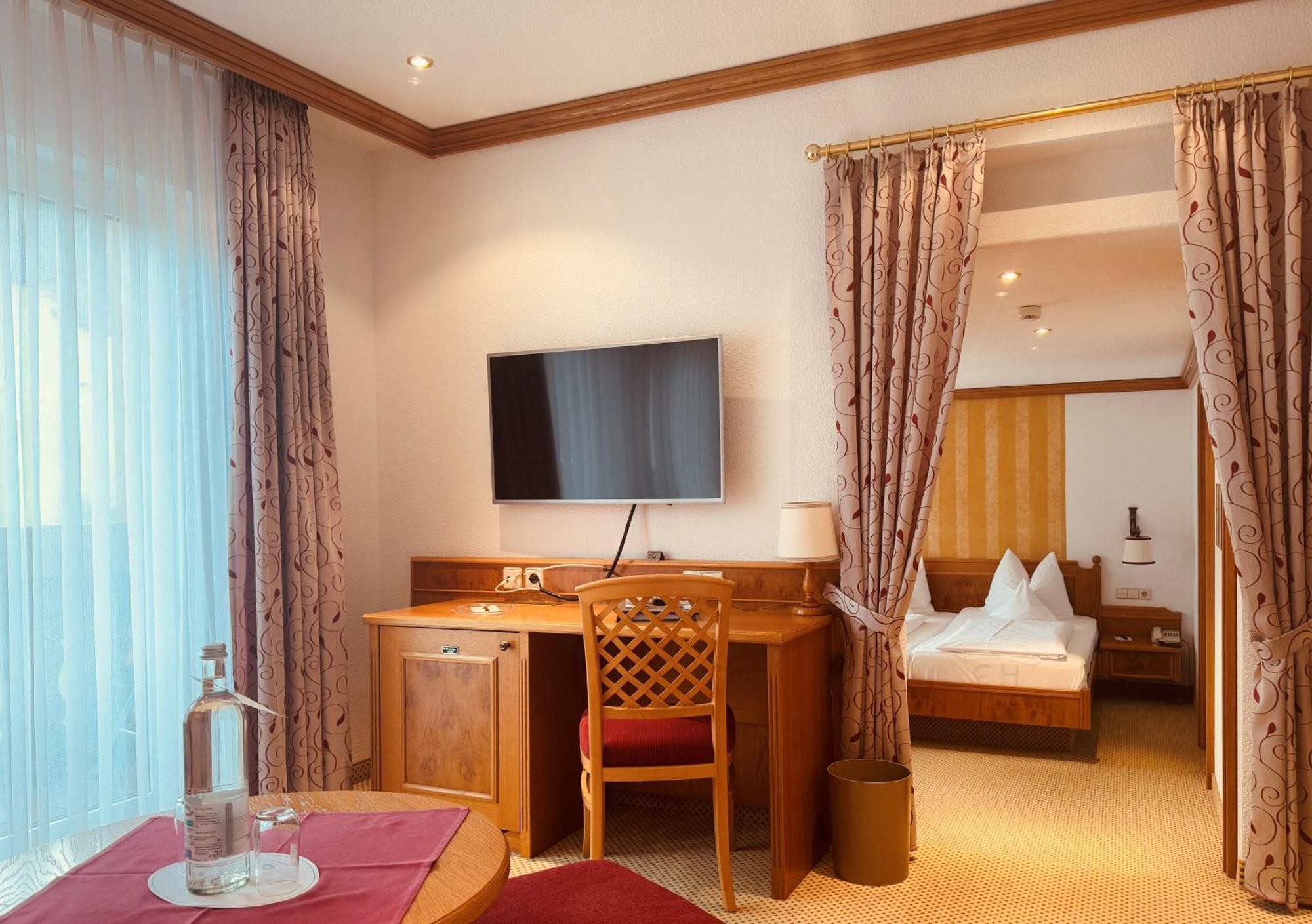 Dr Lohbeck Privathotel Sonne Baiersbronn Extérieur photo